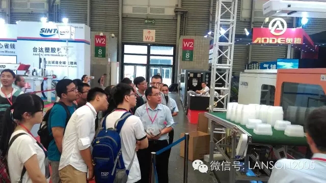 第十四屆亞太塑料橡膠工業展覽會實況報道——聯升技術工程師與太原理工大學師生的技術交流 第十四屆亞太塑料橡膠工業展覽會實況報道——聯升技術工程師與太原理工大學師生的技術交流